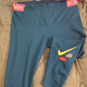 Brand new nike leggings
